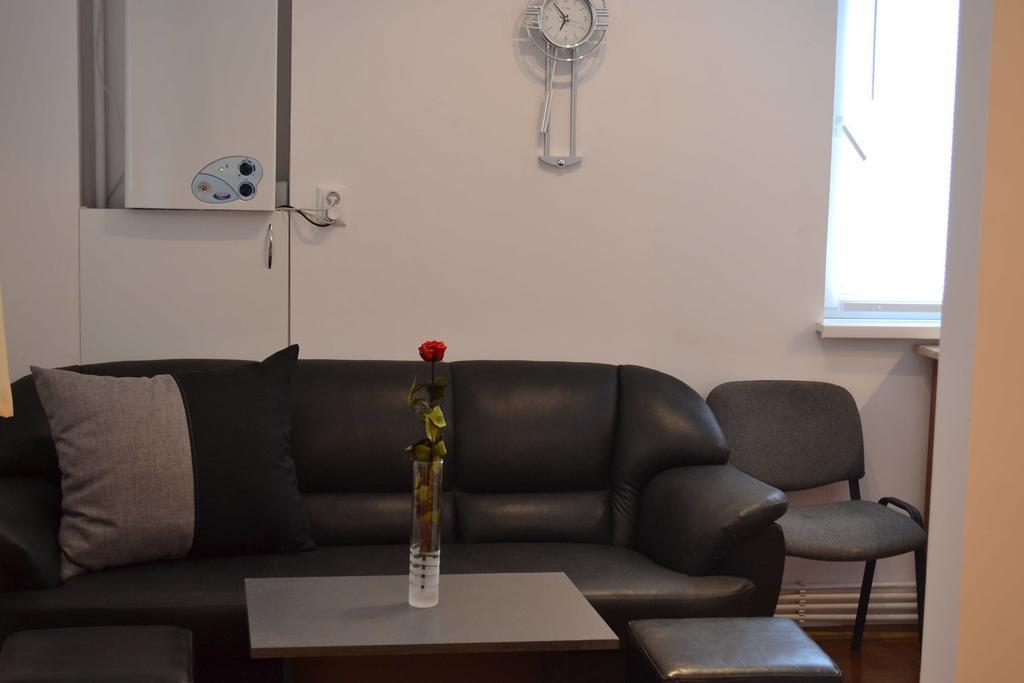 Victoria Studio Букурещ Стая снимка